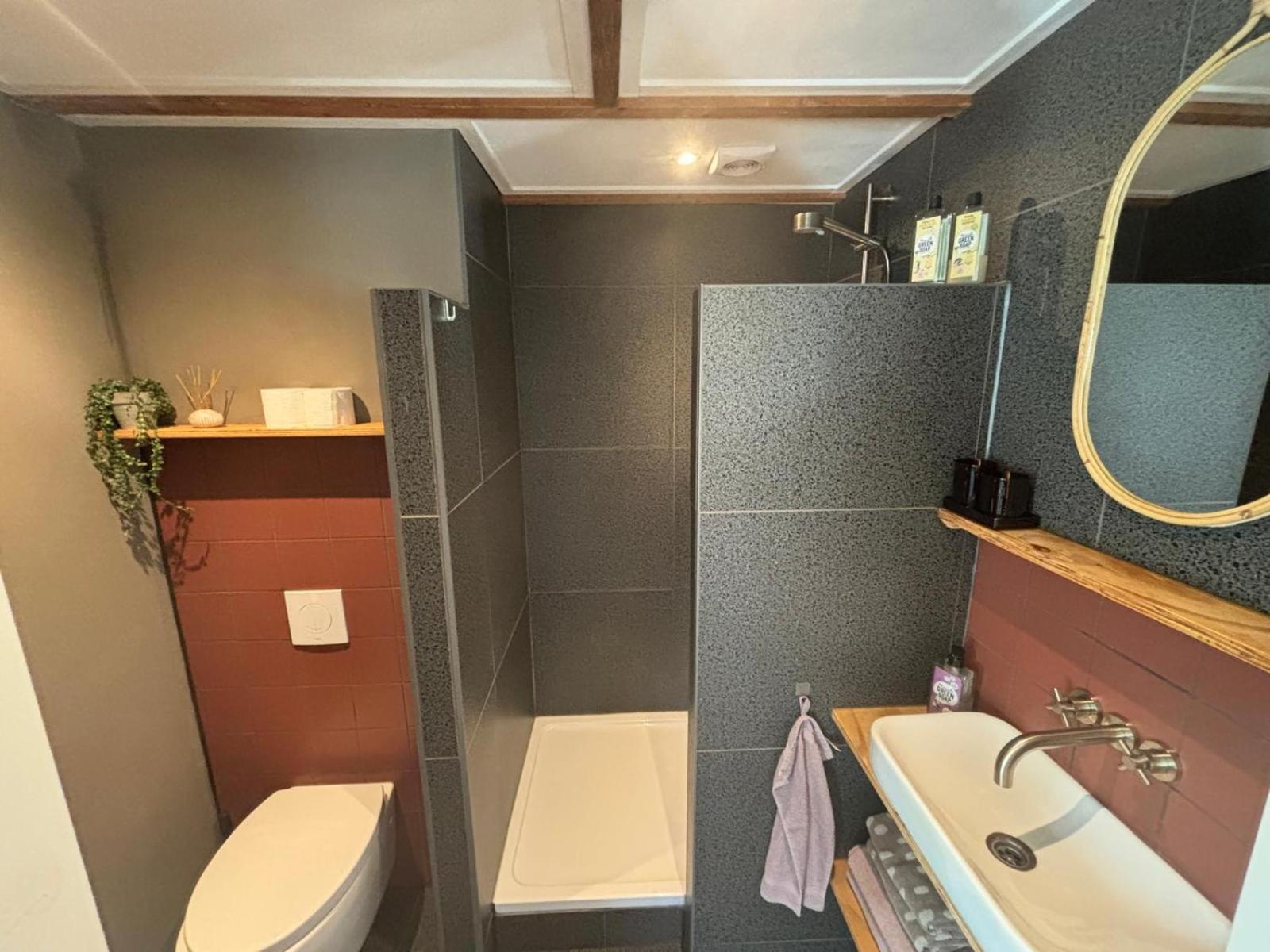 Vila Tiny House De Smederij Peize Exteriér fotografie